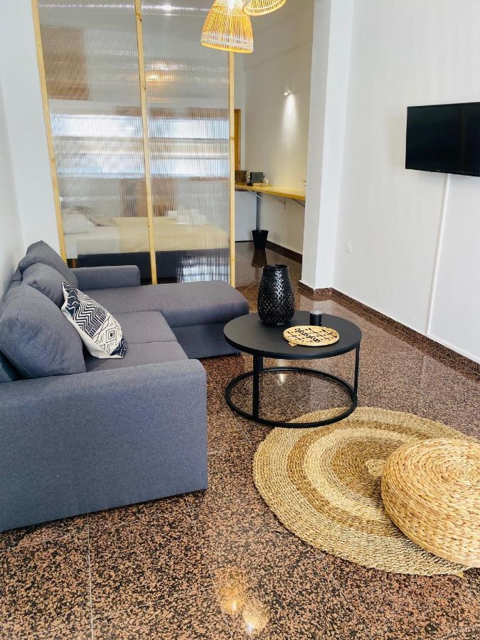Апартаменты Homdwell Fine Living 1 Эрмуполис Экстерьер фото